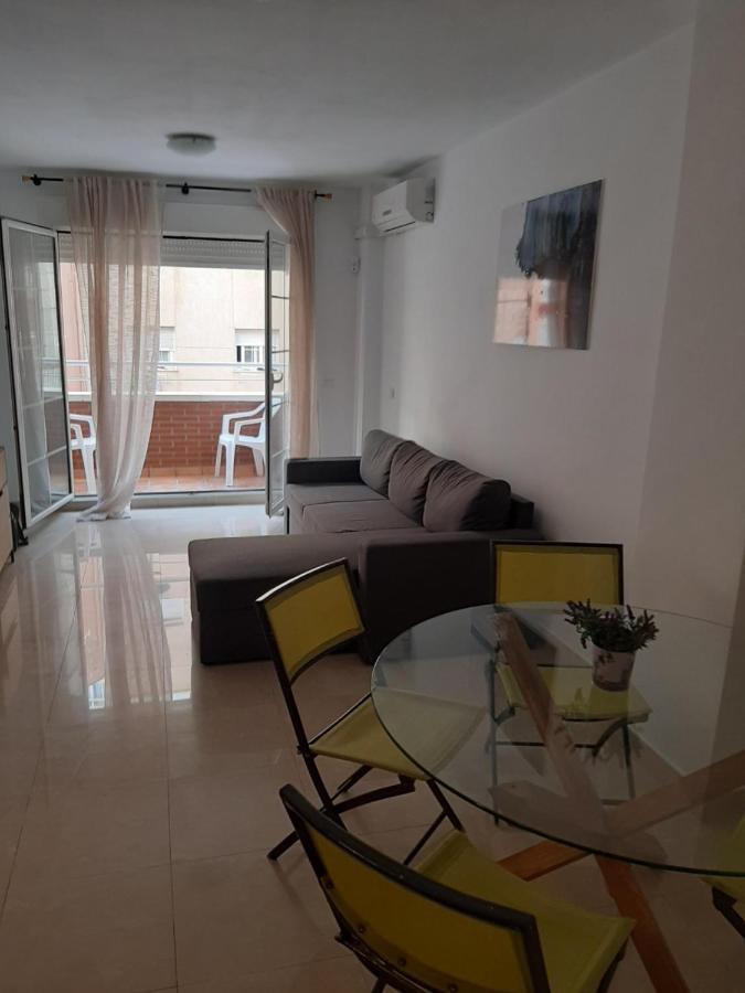 Spacious 1 Bedroom Flat In Almeria, By The Almería
